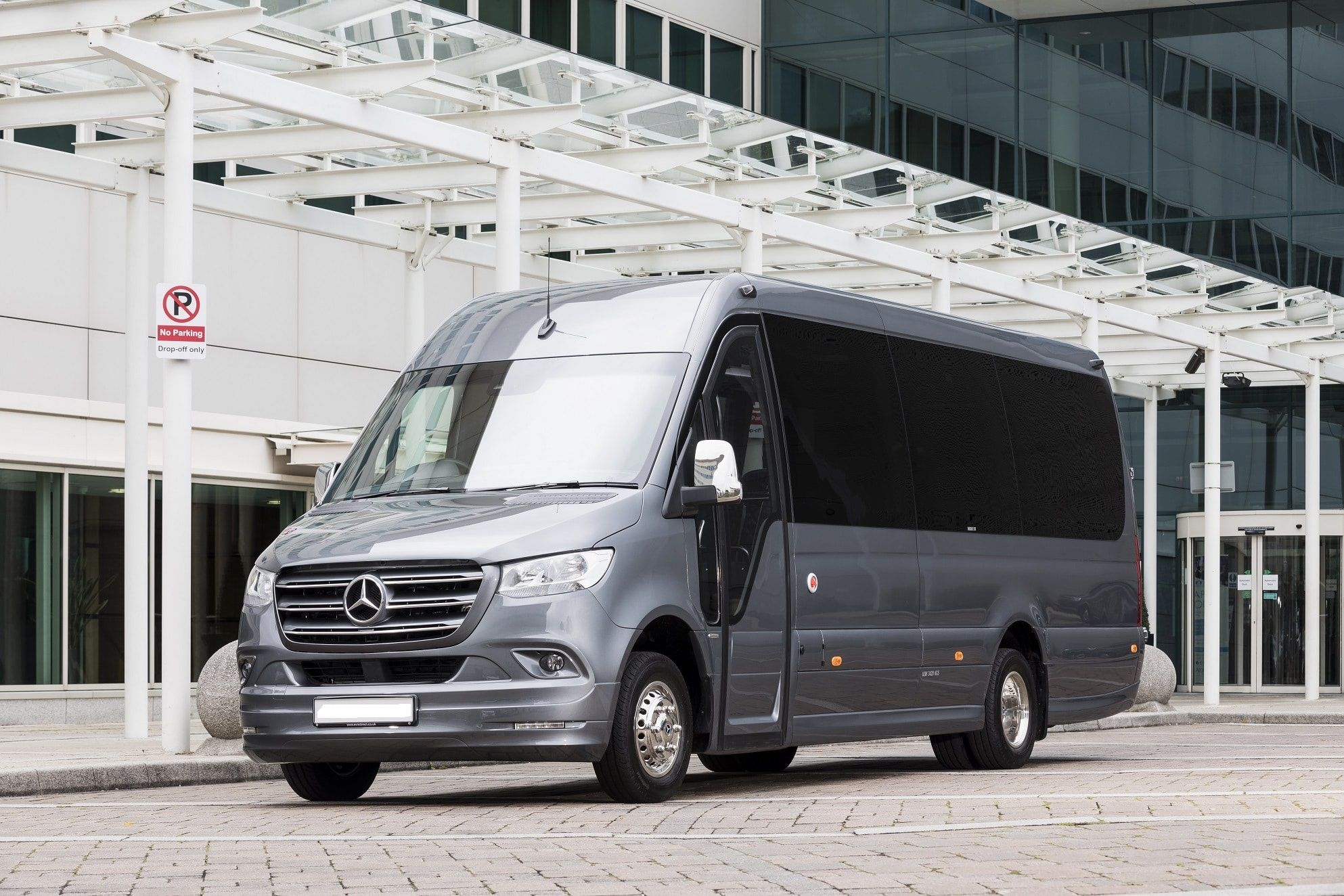 london-minibus-hire-with-driver